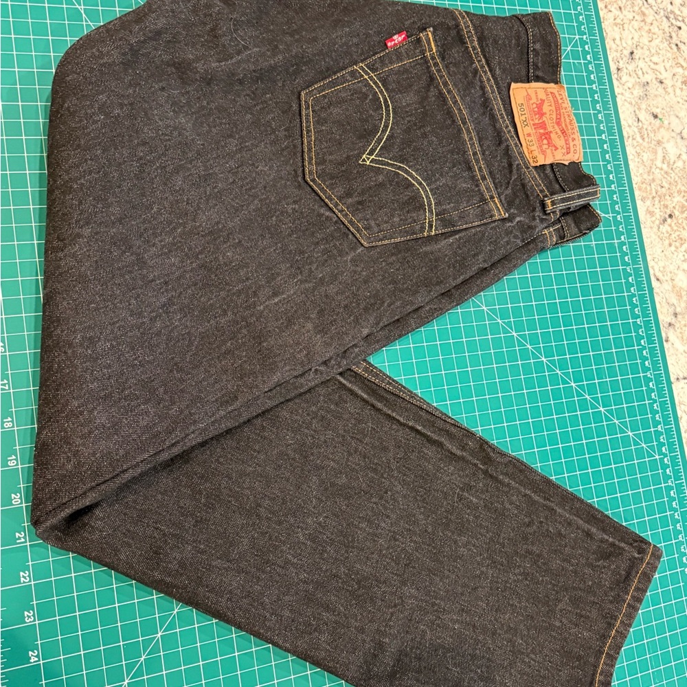 Levi’s 501 XX Dark Wash Jeans 33x32 Button Fly Classic Straight - Picture 7 of 15